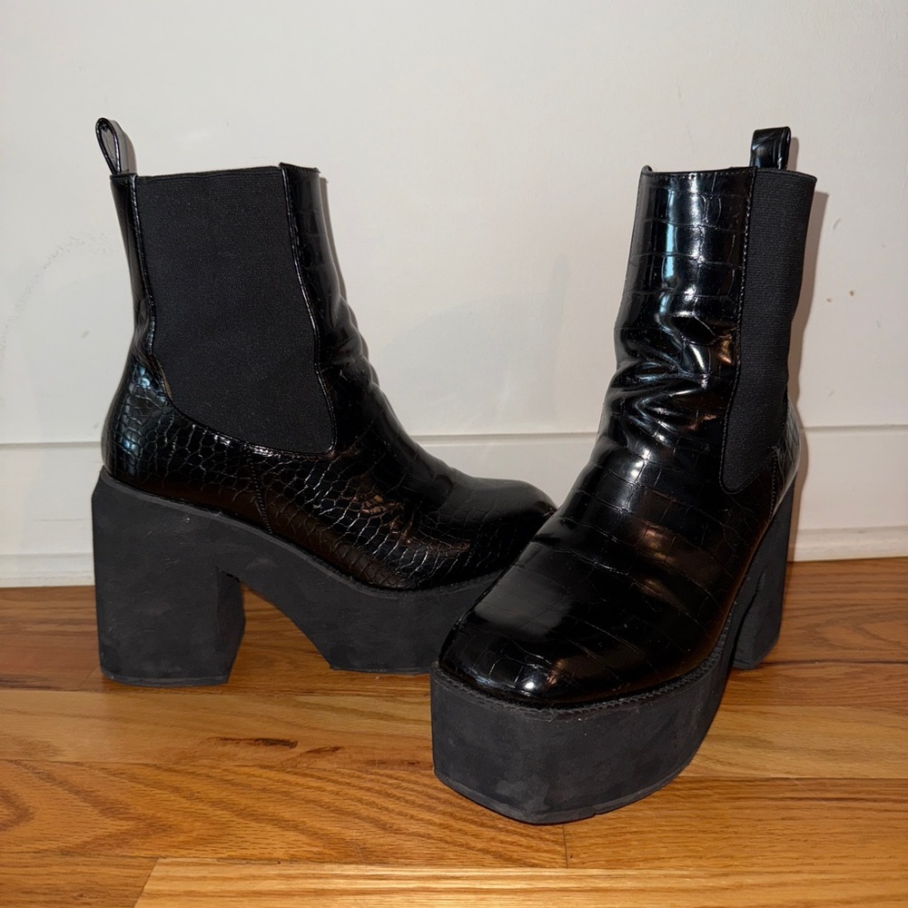 Glossy Black Croc-Embossed Platform Boots